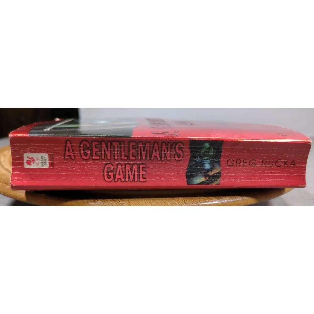 2005 Greg Rucka A‎ Gentleman's Game: A Queen & Country Novel VTG Bantam Books PB